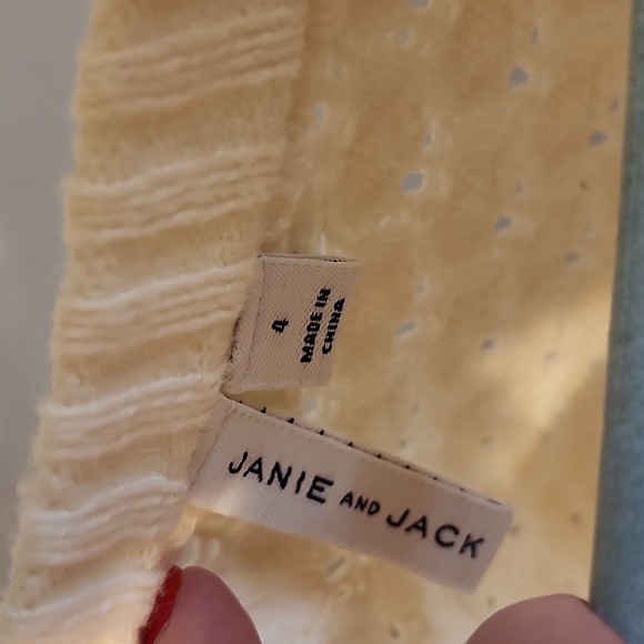 Janie And Jack Size 4 White Textured Knit Cardigan Sweater - Picture 2 of 4